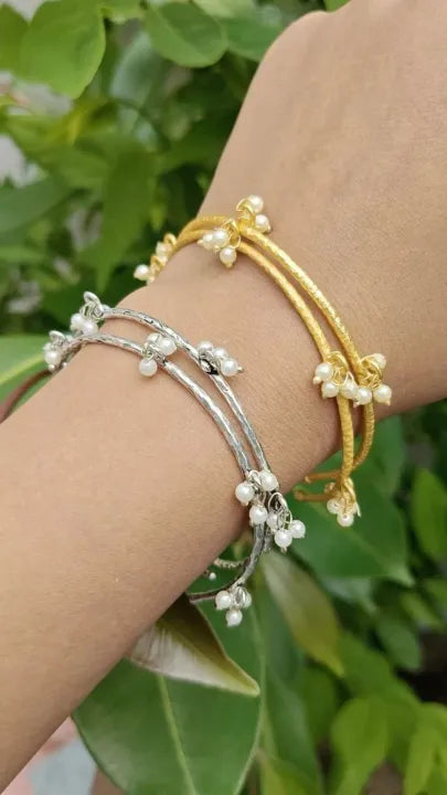 Trending 4 Pieces Kashmiri Bangles and kary in Golden and Silver Colors